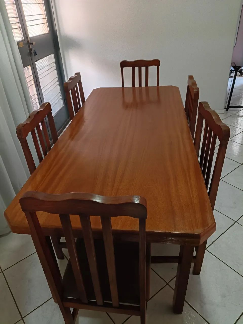 Mesa de jantar de 6 cadeiras