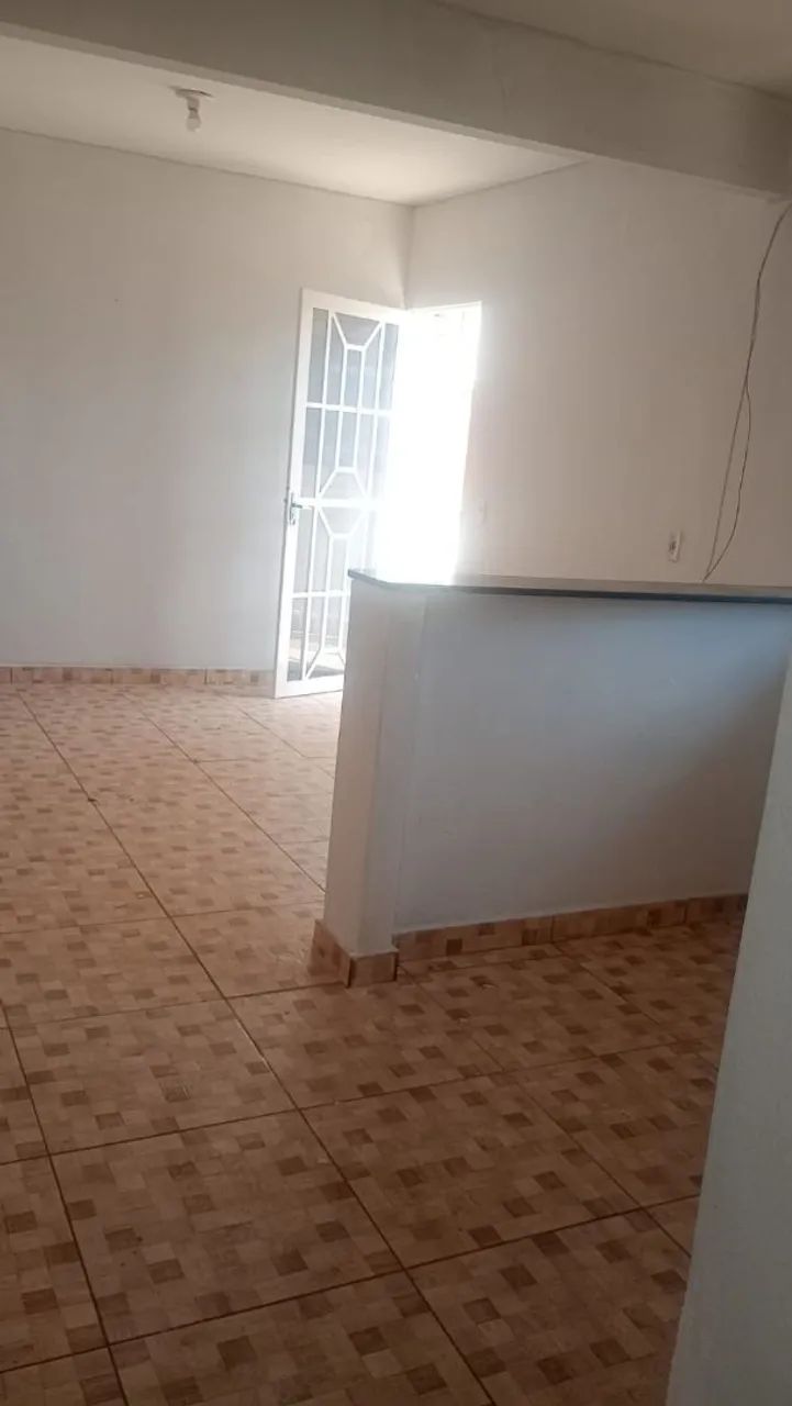 ALUGA SE APARTAMENTO 2 QUARTOS - Foto 4