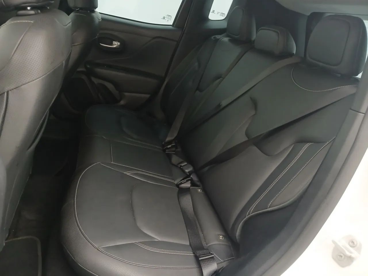 Jeep Renegade Long. T270 1.3 TB 4x2 Flex Aut., foto 11 de 13