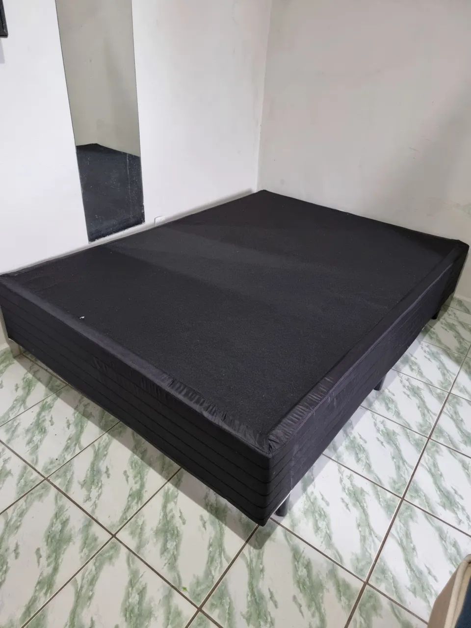 Cama casal completa, Base e colchão Ortobom (NOVA). - Foto 3