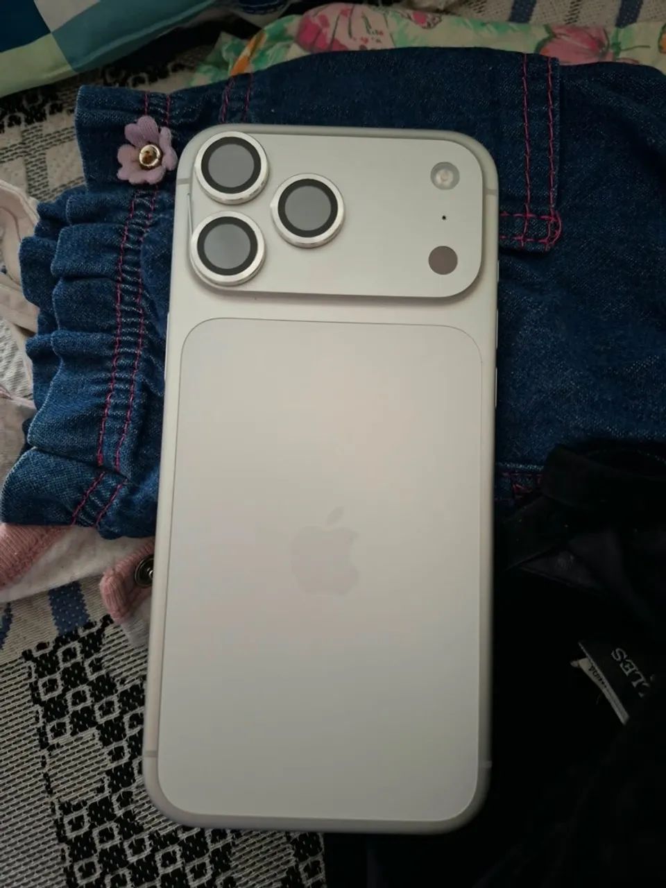 iPhone 17 pro max - Foto 3