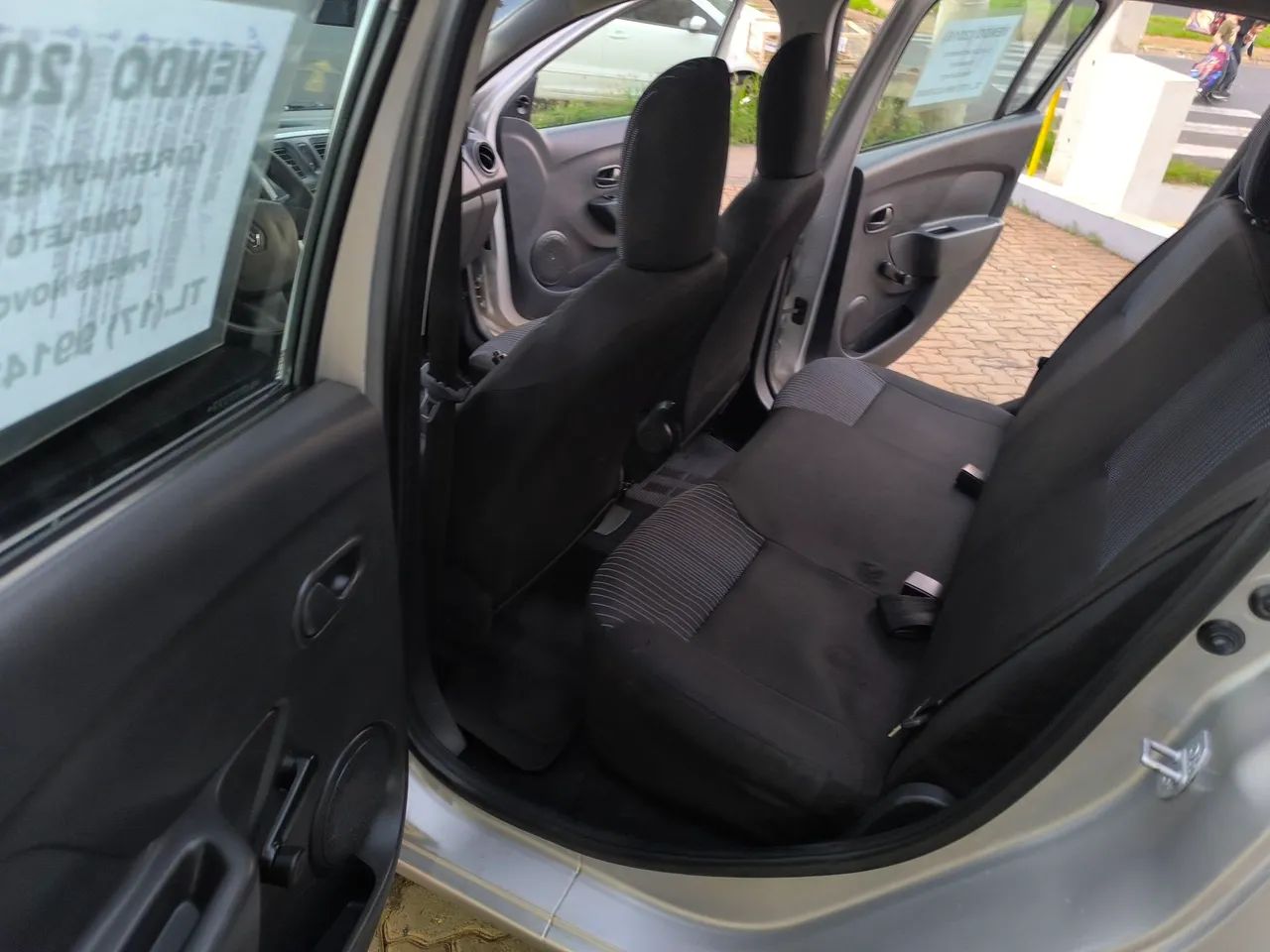 Renault Sandero Authentique Hi-Power 1.0 16V 5p, foto 8 de 19