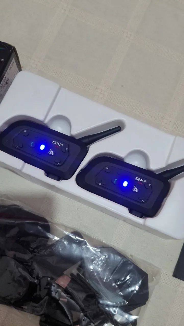 Intercomunicador para capacetes EJEAS V6+ 