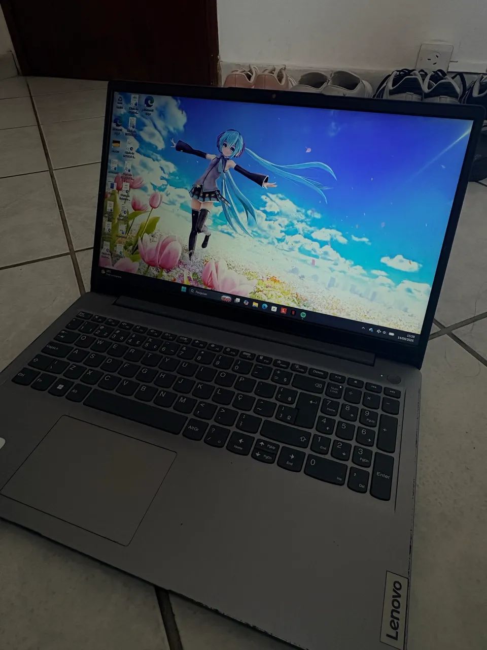 Vendo notebook lenovo 