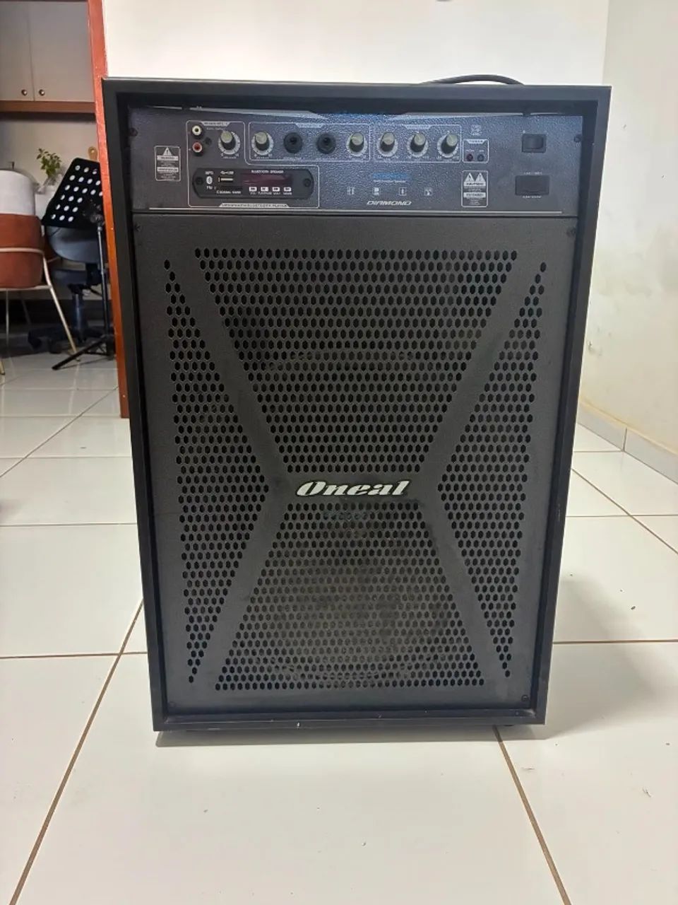 CAIXA DE SOM AMPLIFICADA O'NEIL DIAMOND - POTENTE E COMPLETA