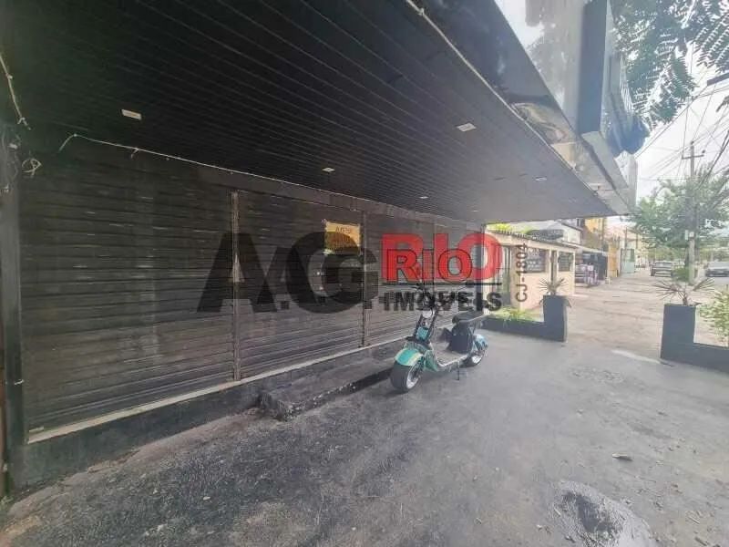 LOJA À VENDA EM UM DOS PRINCIPAIS PONTOS DE VILA VALQUEIRE