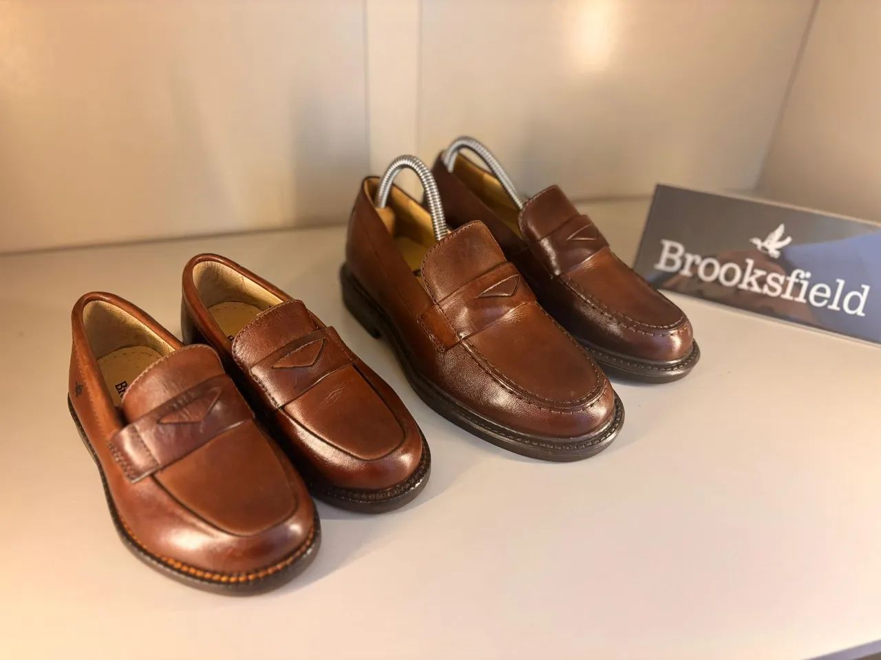Sapatos sociais infantil brooksfield.