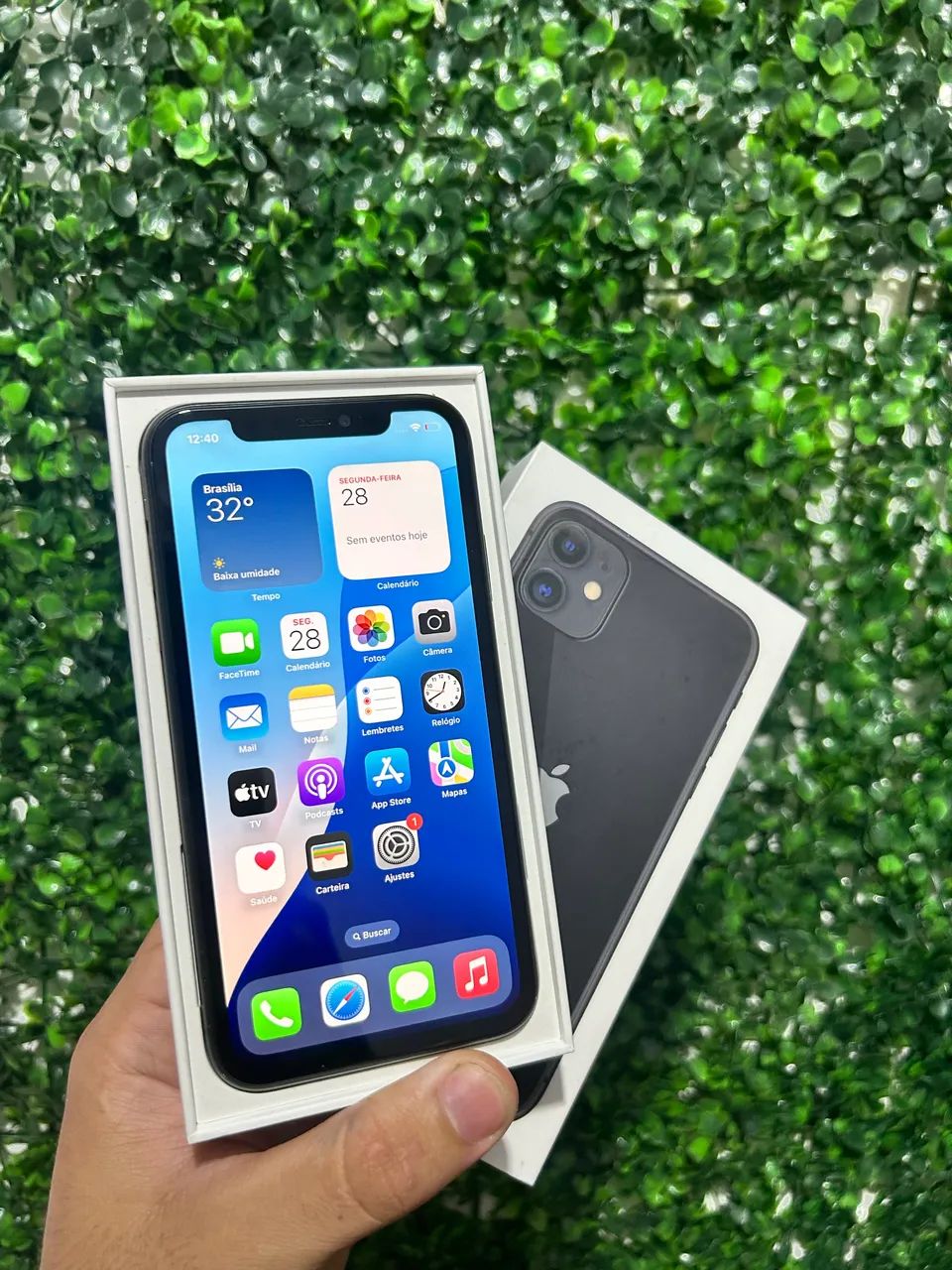 iPhone 11 com caixa tudo ok - Foto 3