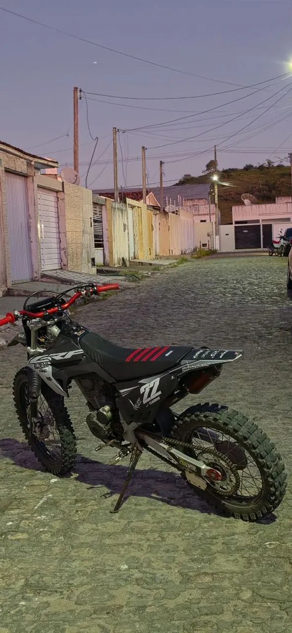 CRF 230 com vários acessórios - Foto 5