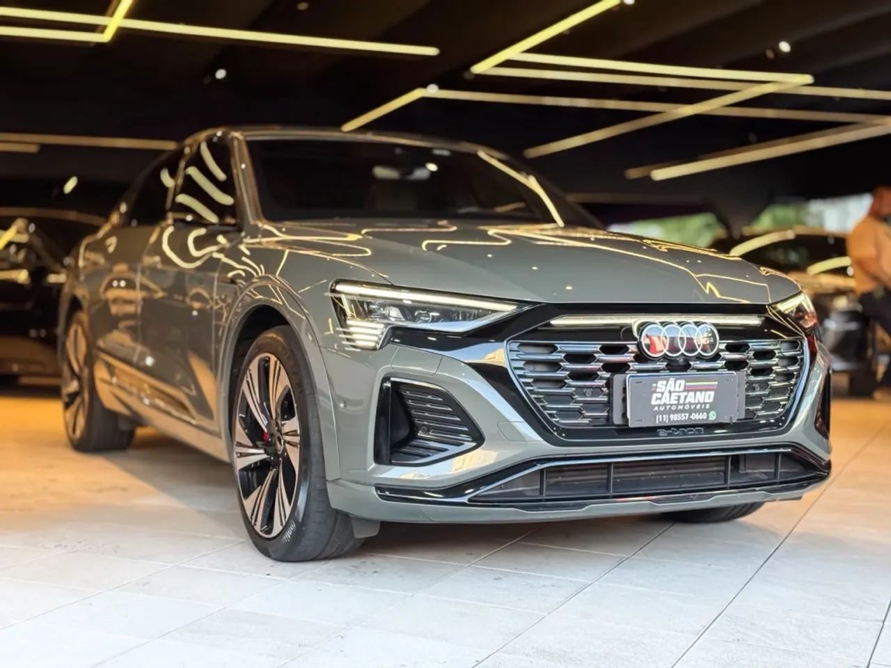 Audi Q8 E-tron Performance Black (elétrico) 2024 - Foto 4