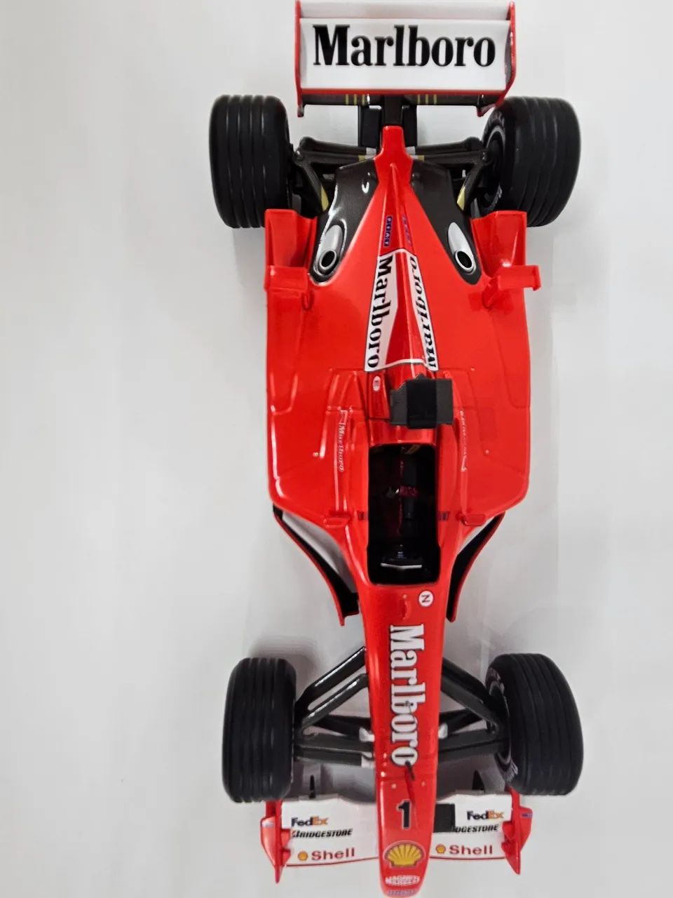 Ferrari F2001 Schumacher 1/18 Hot Wheels Elite - Hobbies e