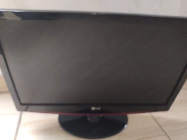 Monitor LG 22 polegadas funcionando com mancha - Foto 3