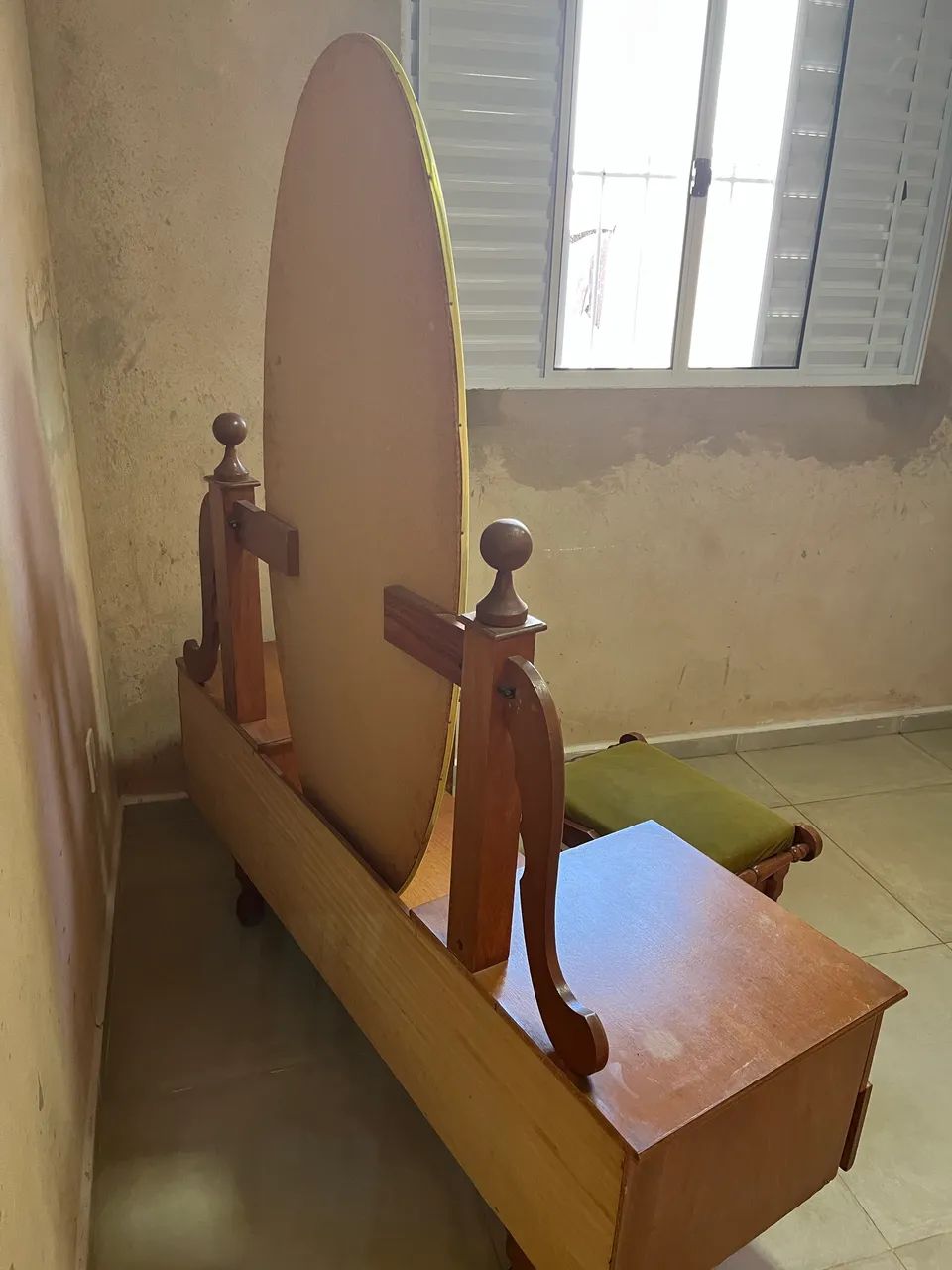 Penteadeira antiga em madeira  - Foto 5