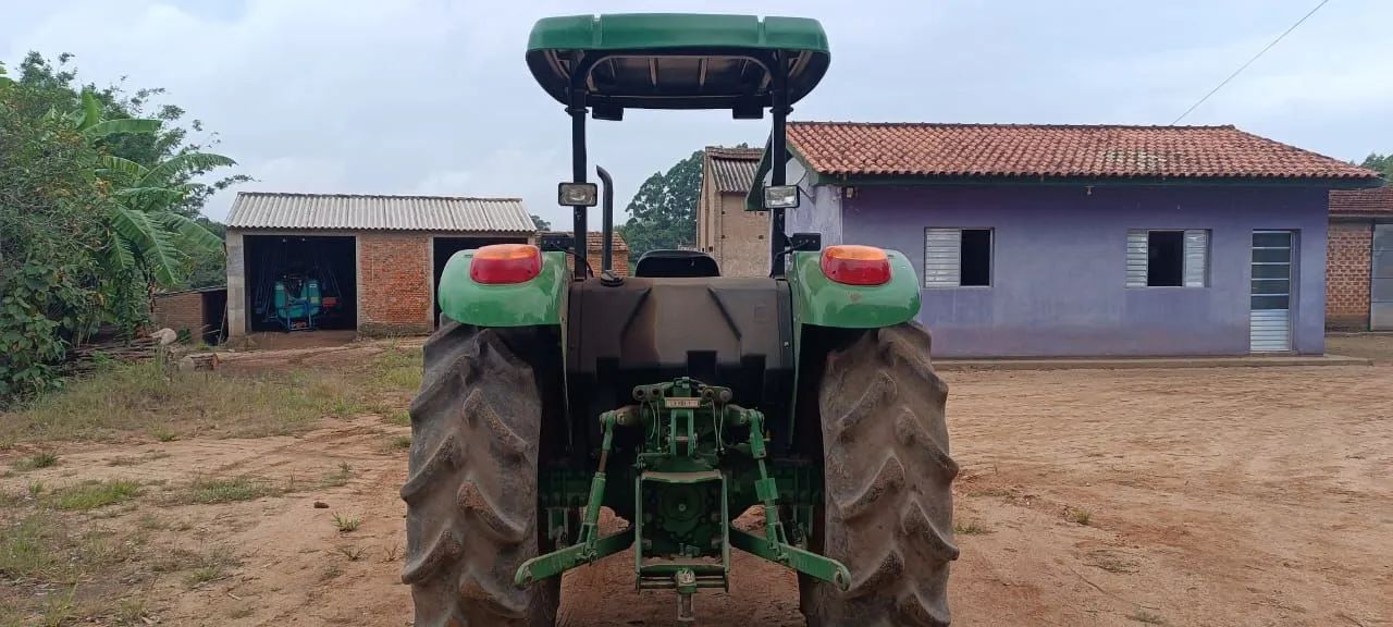 Trator