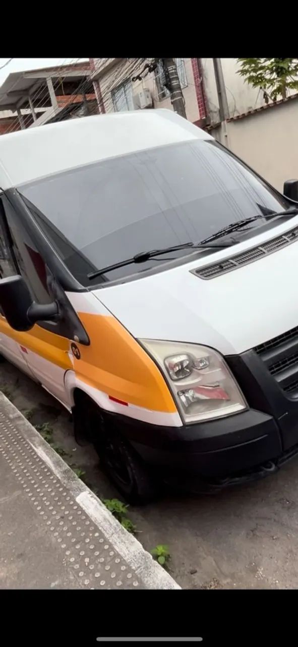 Aluguel de van com motorista