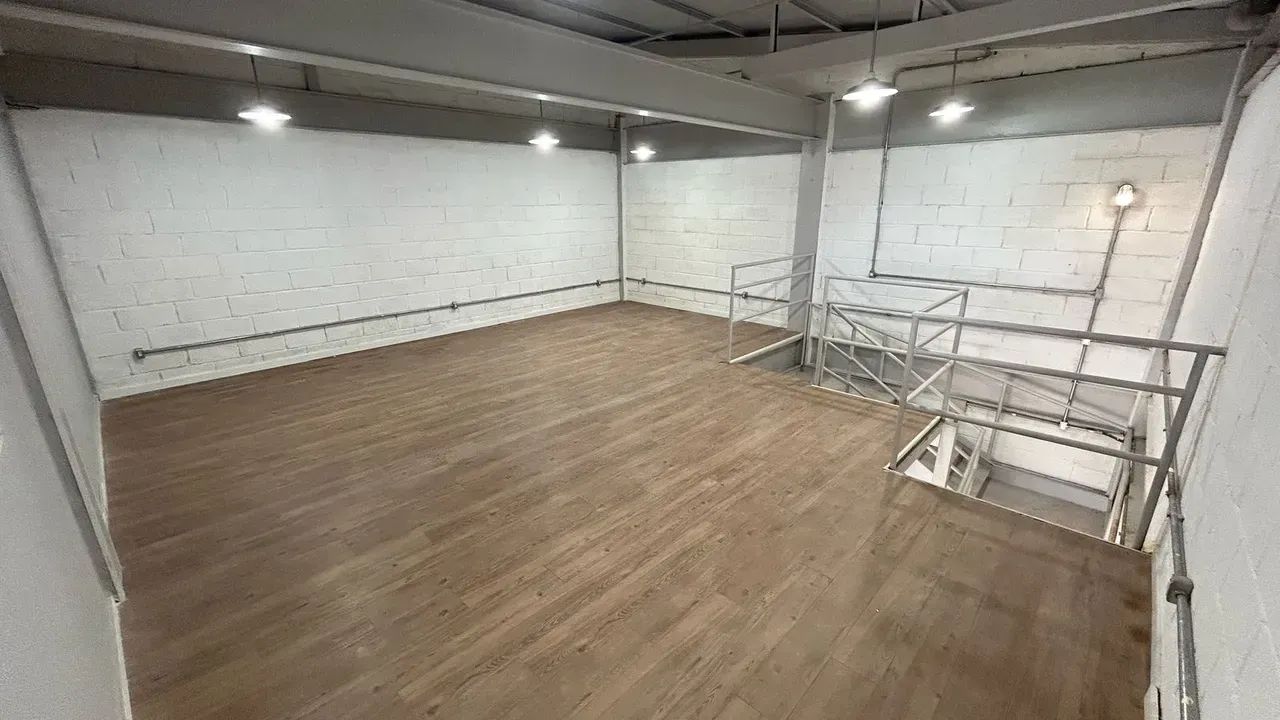 LOJA TÉRREA REFORMADA / ESCRITÓRIO / PONTO COMERCIAL AO LADO UNIVAG MORADA OURO, AV PRINCI - Foto 8