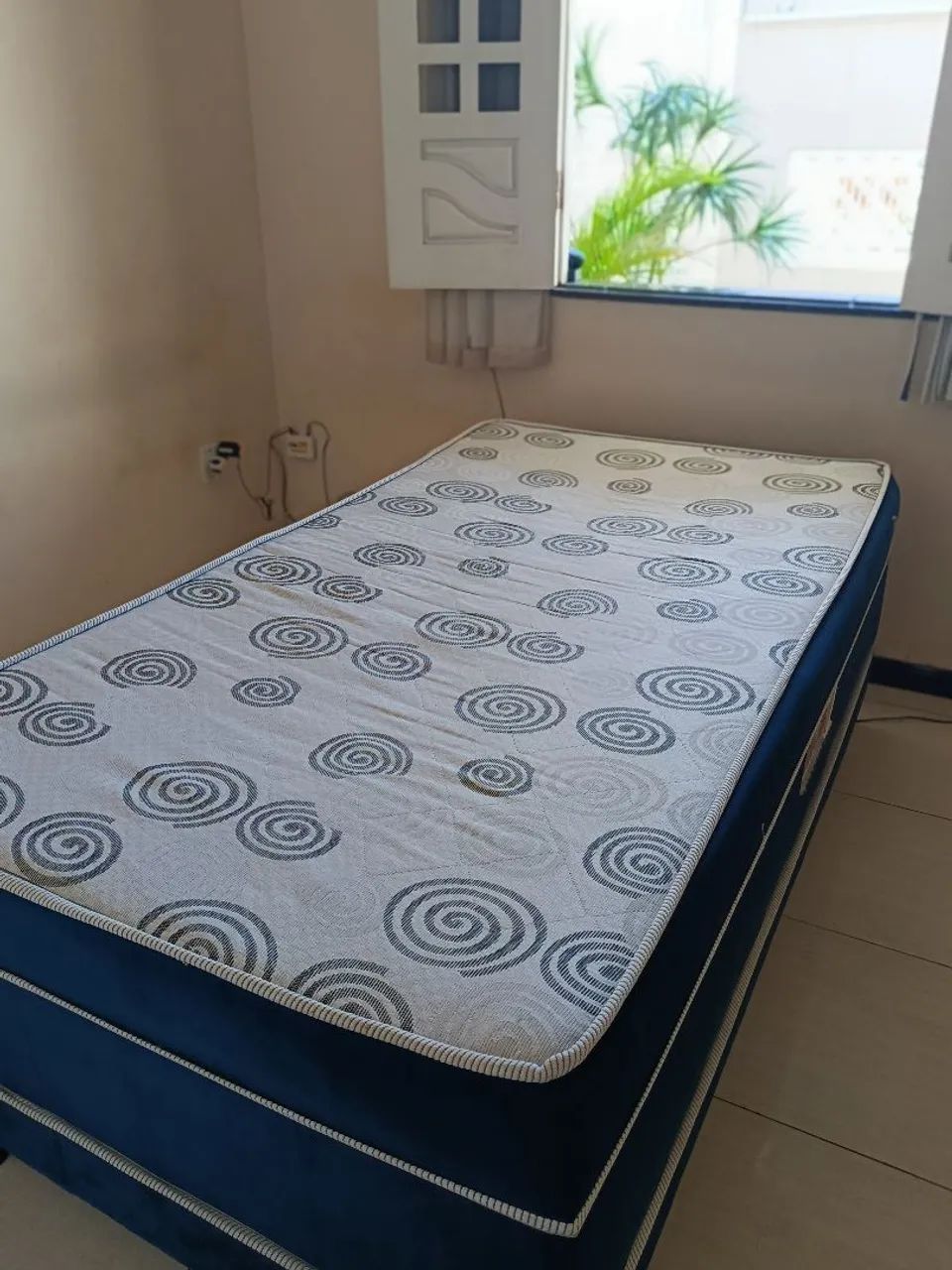 Vendo cama confortável 
