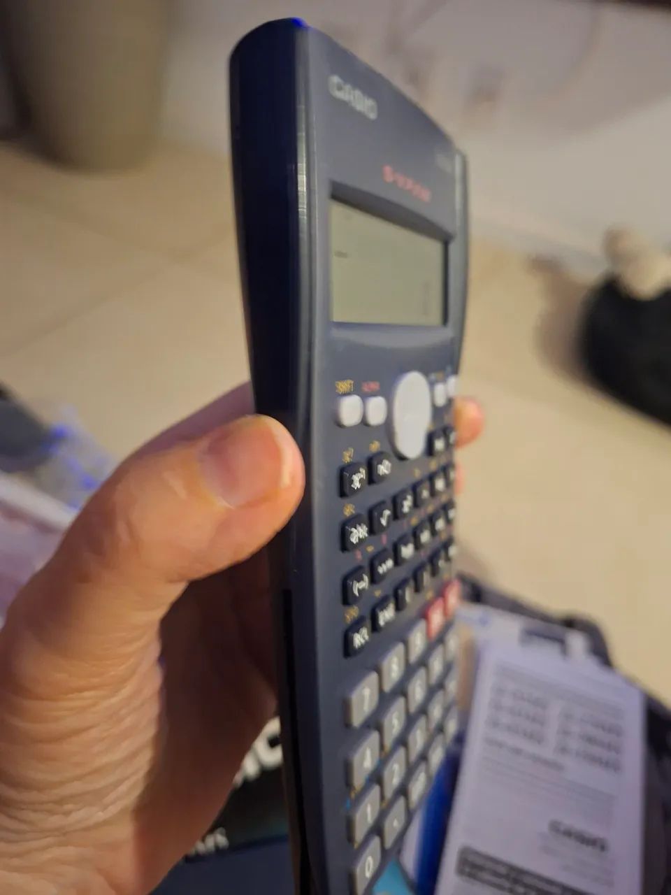 Calculadora Científica Casio FX- 82MS 
