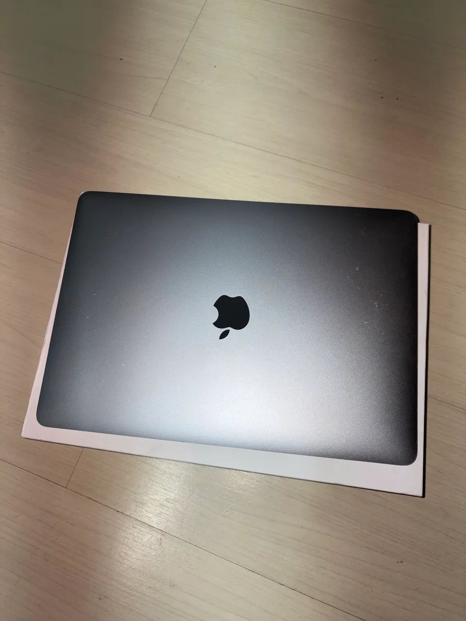 MacBook Air M1 defeito na tela