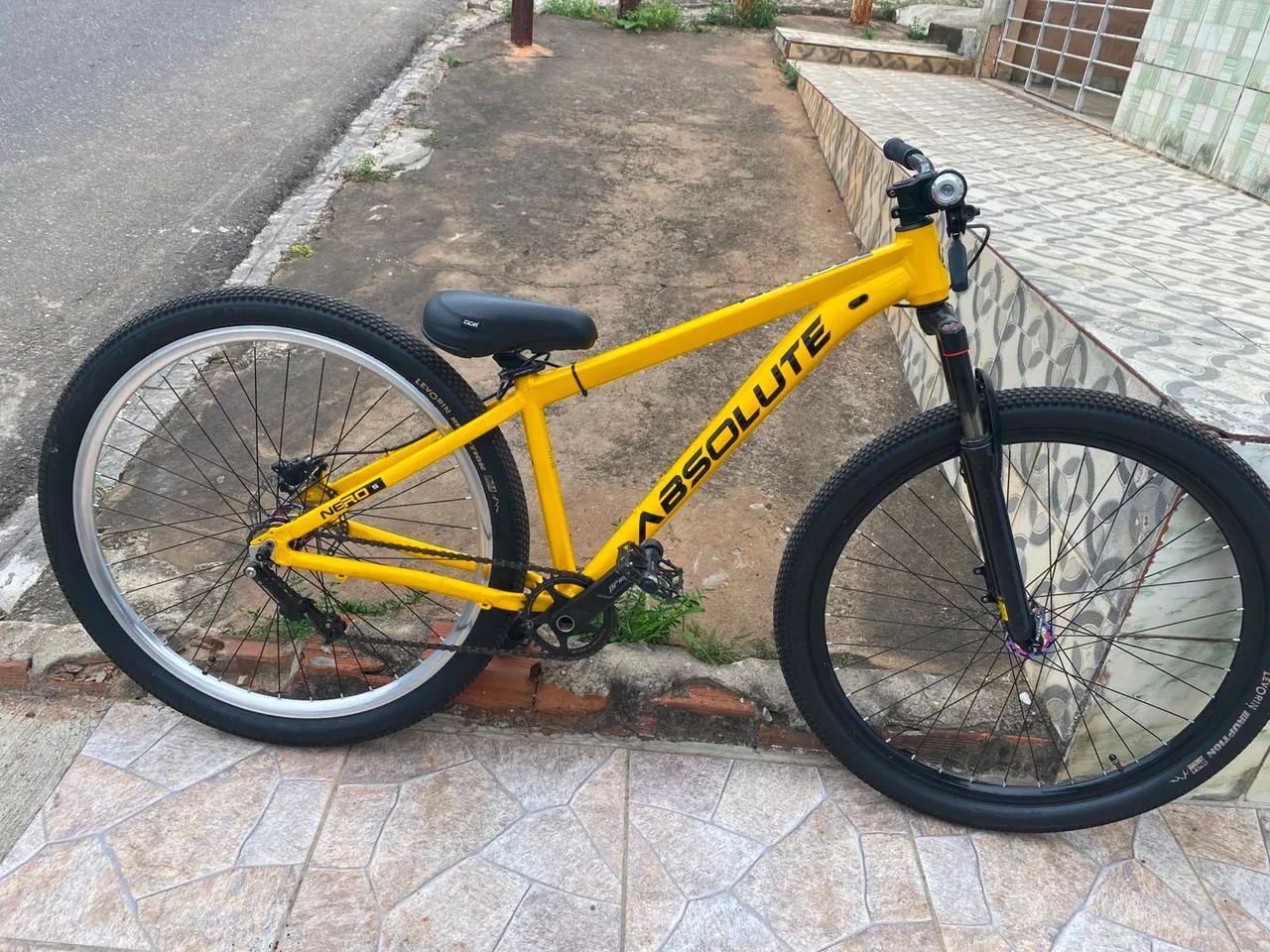 Vende-se Absolute nero 5 tamanho 15  - Foto 2