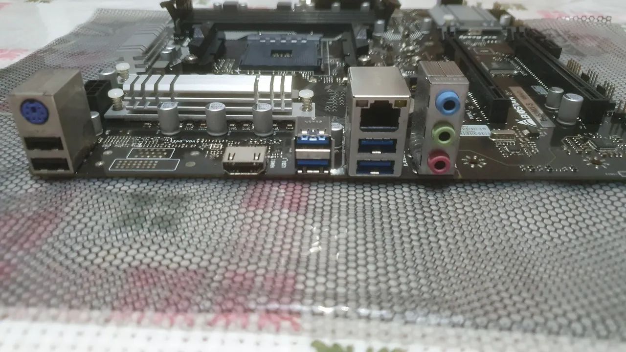 Biostar B450M - Foto 4