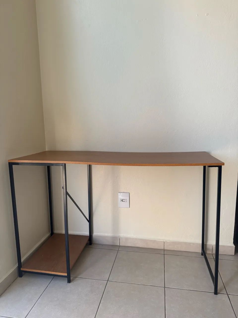 Mesa escritório e cadeira  - Foto 4