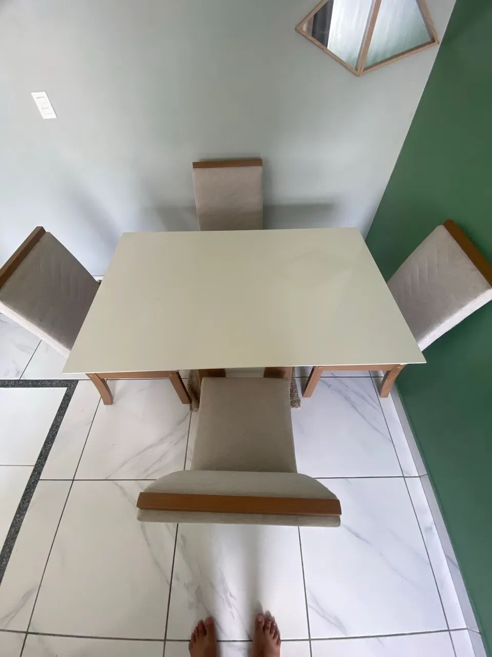 Mesa de Jantar com 4 cadeiras  - Foto 3