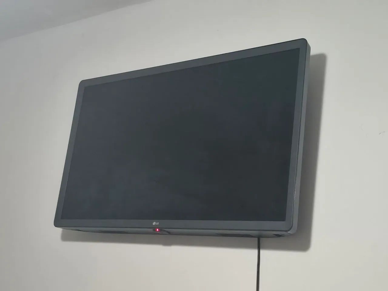 Televisão 32 polegadas smart em ótimo estado 