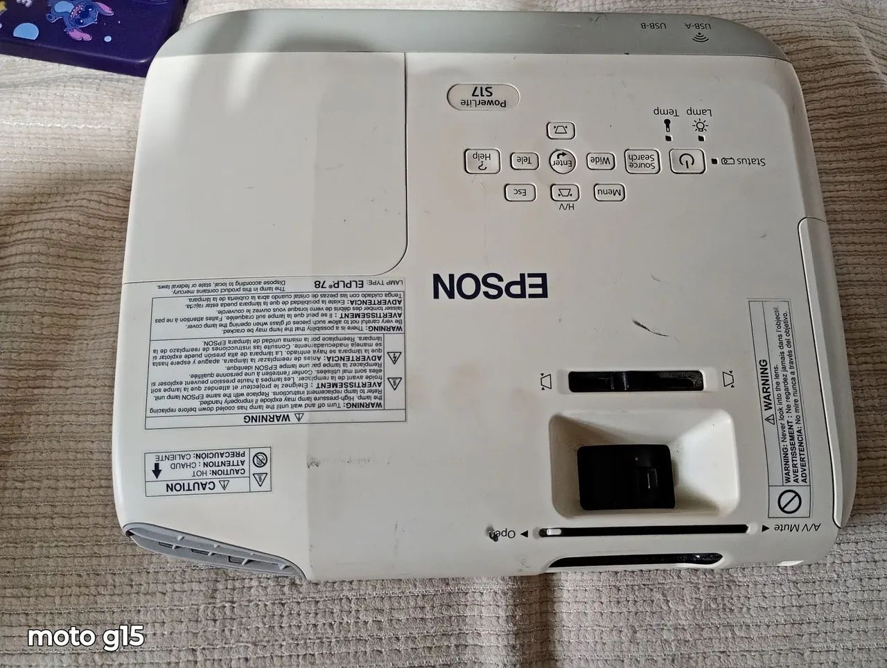 Projetor EPSON p em perfeito estado 
