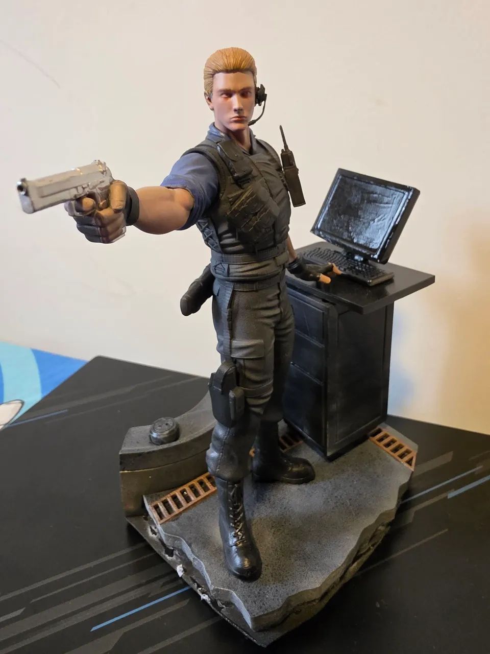 Albert wesker action figure 1/10 resident evil  boneco ação 