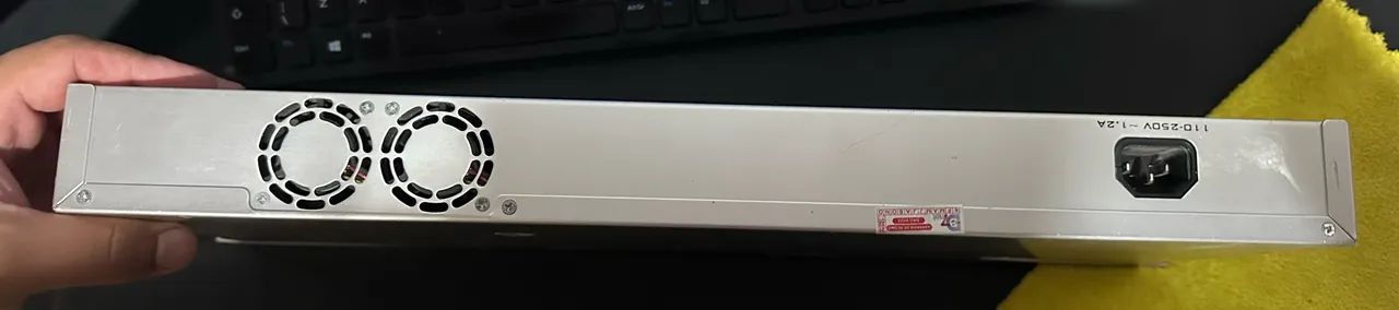 Mikrotik RB1100 - Foto 4
