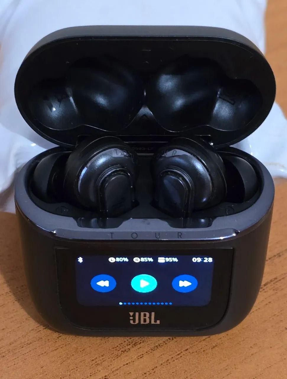 Fone Bluetooth JBL Tour Pro 2 - Foto 2