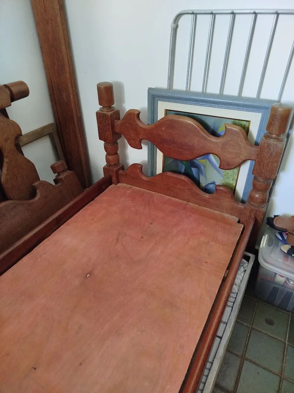 Cama de solteiro em madeira macisa completa 