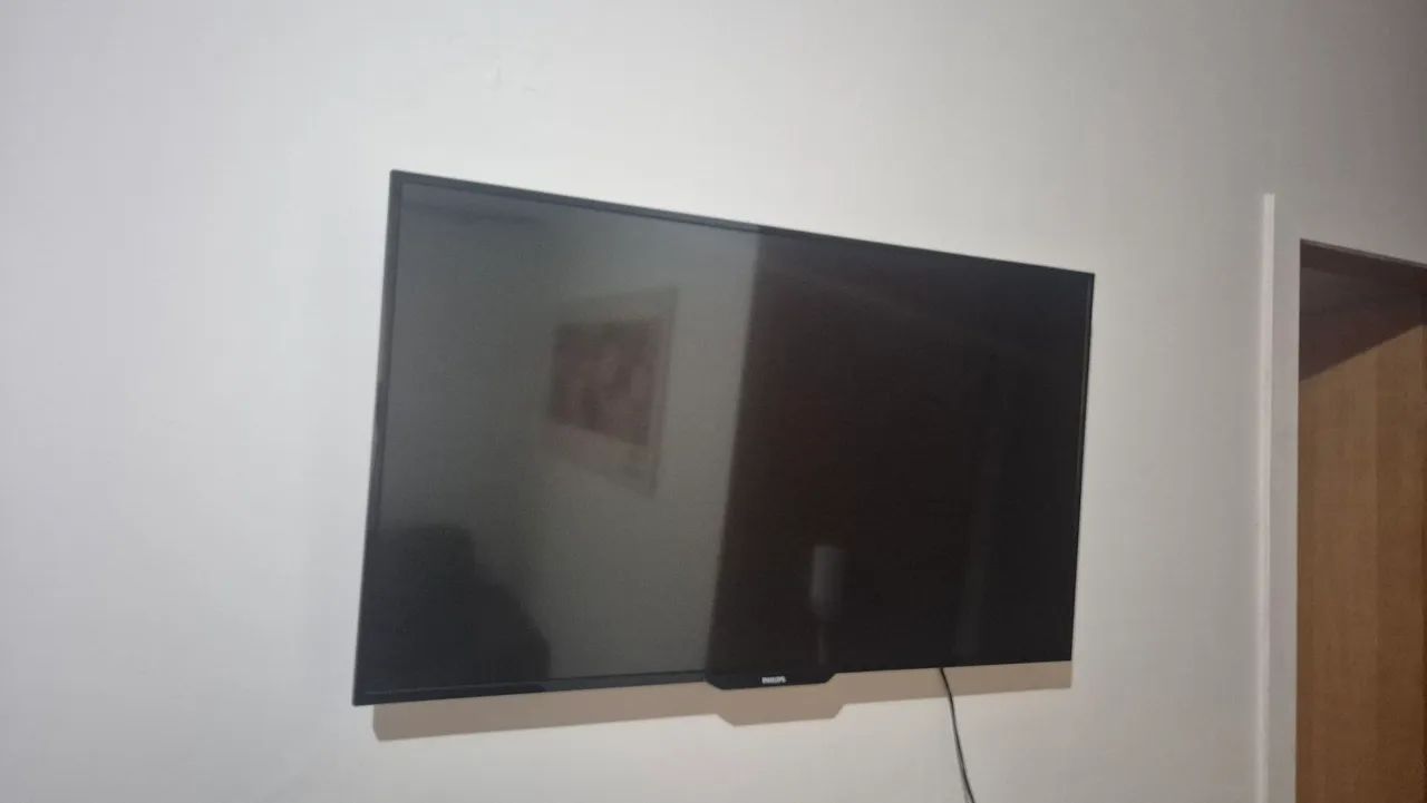Smart TV Phillips 32 polegadas  - Foto 2