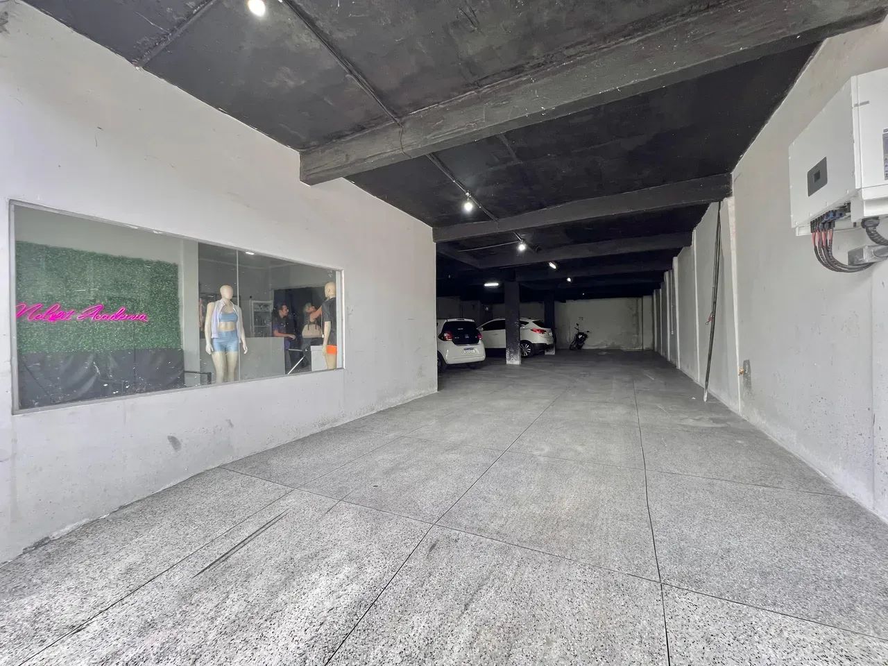 ACADEMIA À VENDA COM MAIS DE 830m², CLIENTELA FORMADA E OPERAÇÃO EM FUNCIONAMENTO - Foto 3