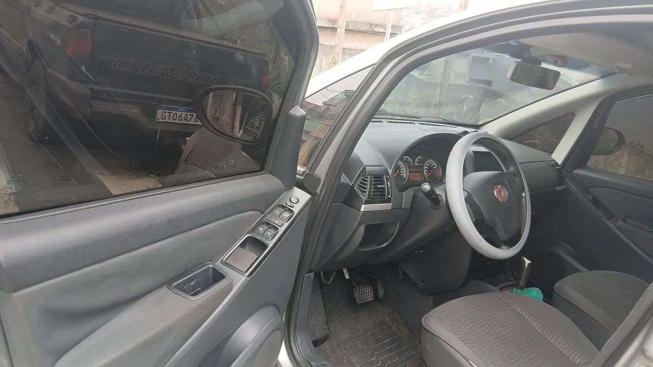 Fiat Idea Adv./ Adv.lock.dualogic 1.8 Flex 5P 2012 - Foto 5