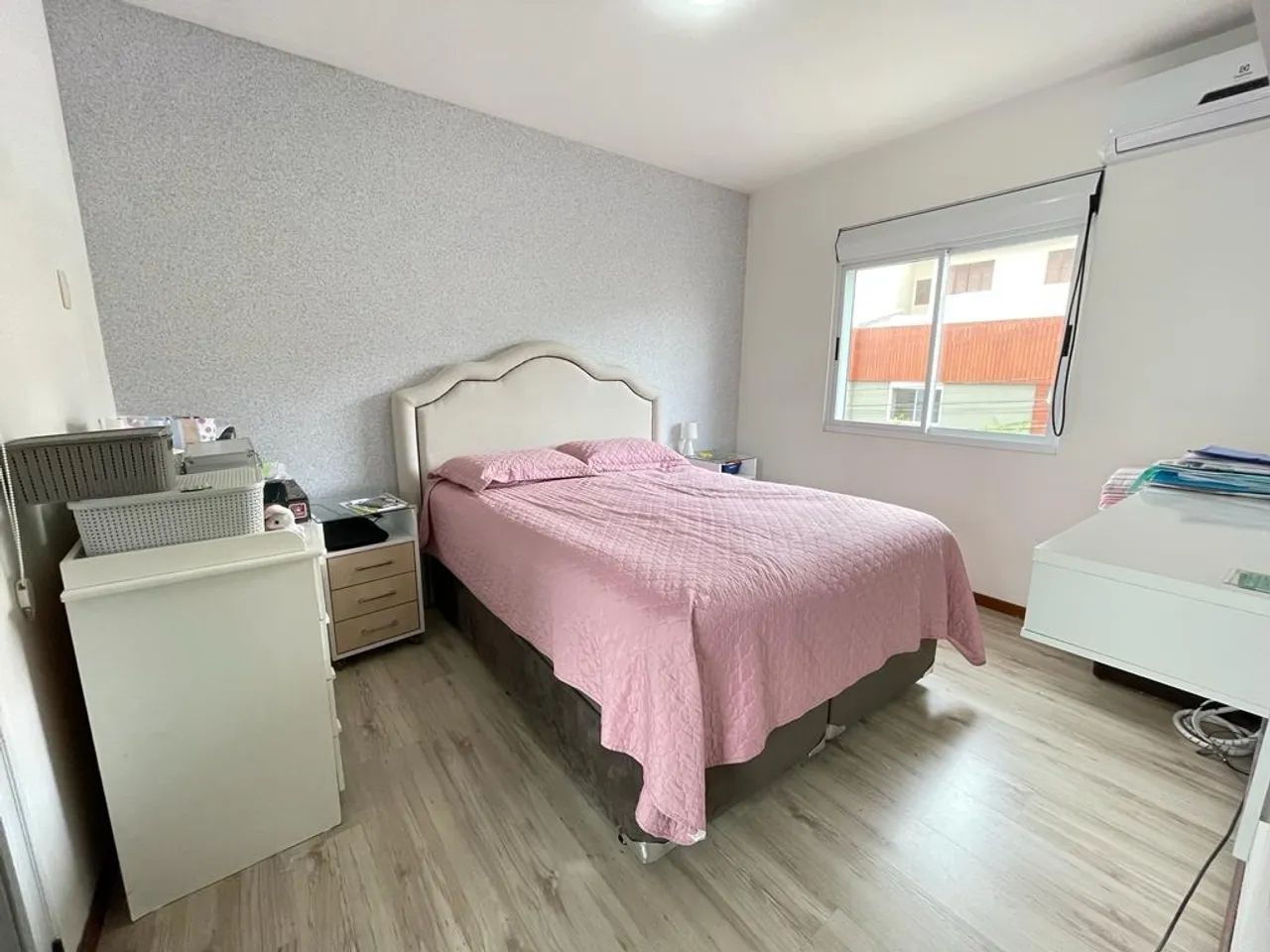 Casa Triplex com 4 dormitórios 1 suíte, 2 vagas cobertas no Bairro Estreito/Florianópolis - Foto 5