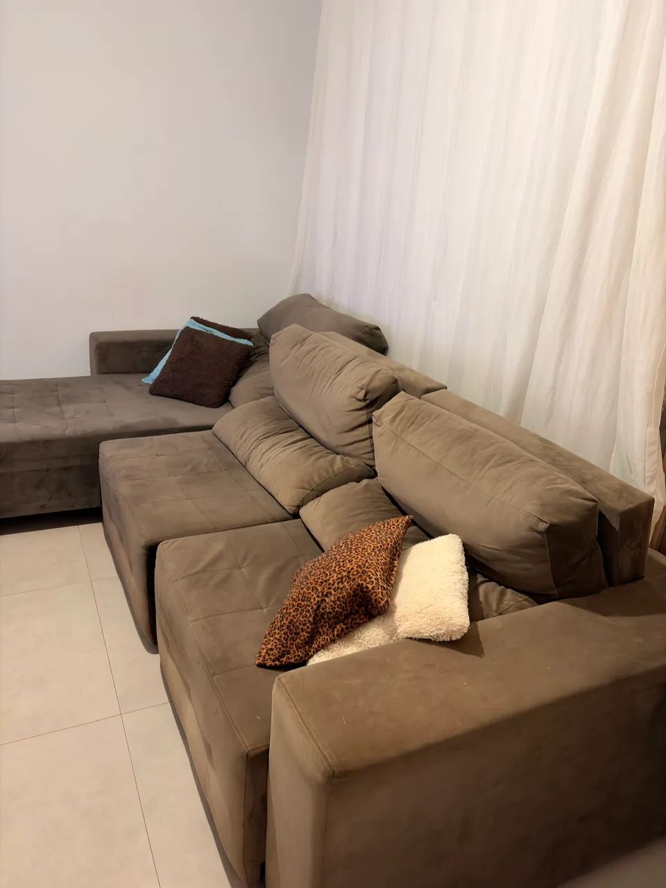 Vende-se sofá retrátil $950,00!! 