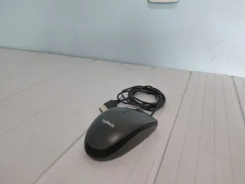 Mouse Logitech USB Preto