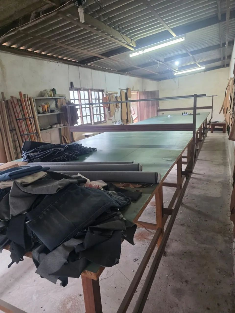 MESA DE CORTE - 8X1.70m - Foto 2