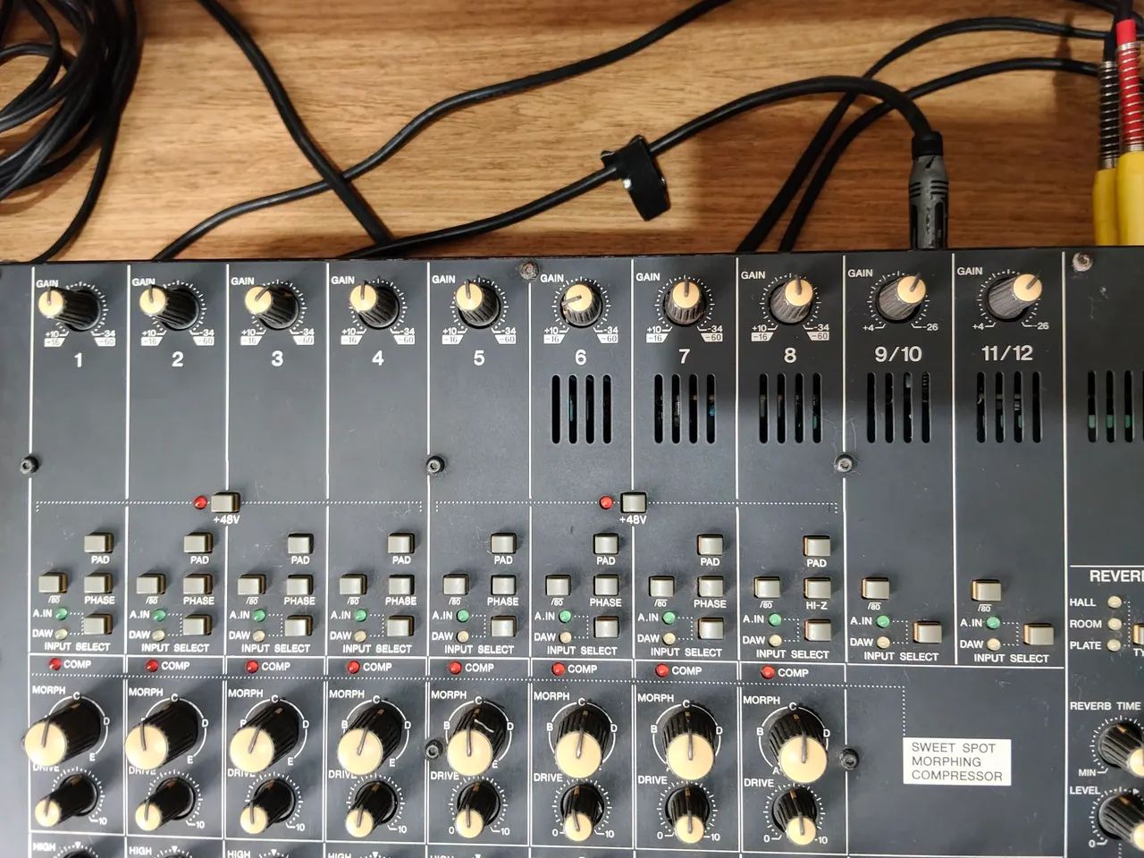Mesa/interface de áudio 12 Canais YAMAHA N12 STÚDIO  - Foto 4