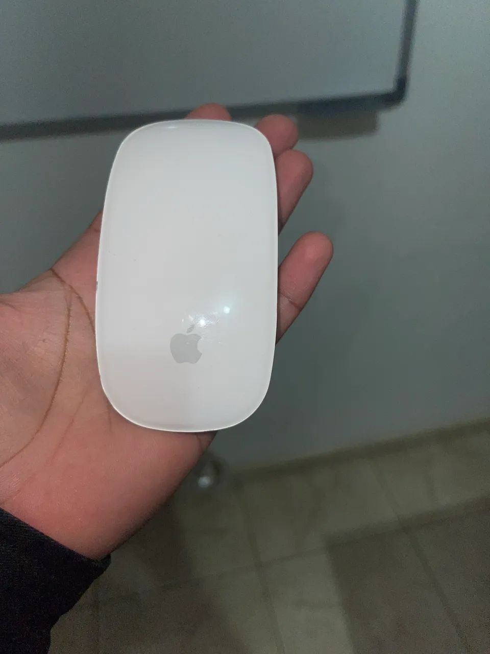 Magic Mouse Original Apple (precisa de bateria nova)