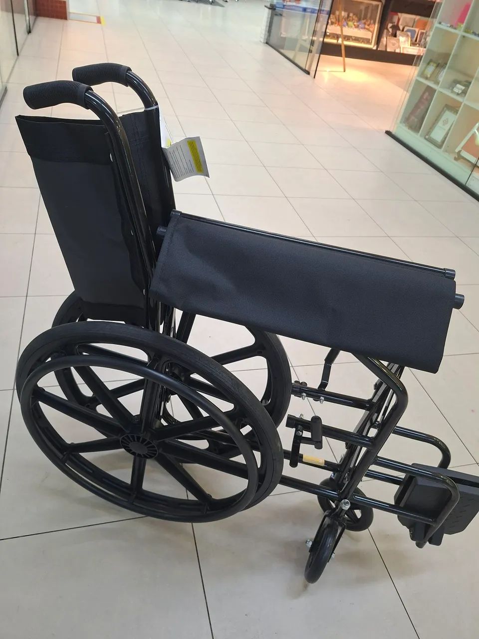 CADEIRA DE RODAS SIMPLES 100KG - Foto 5