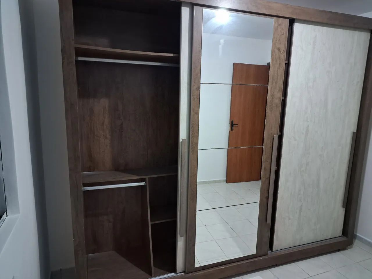 Guarda Roupas Casal