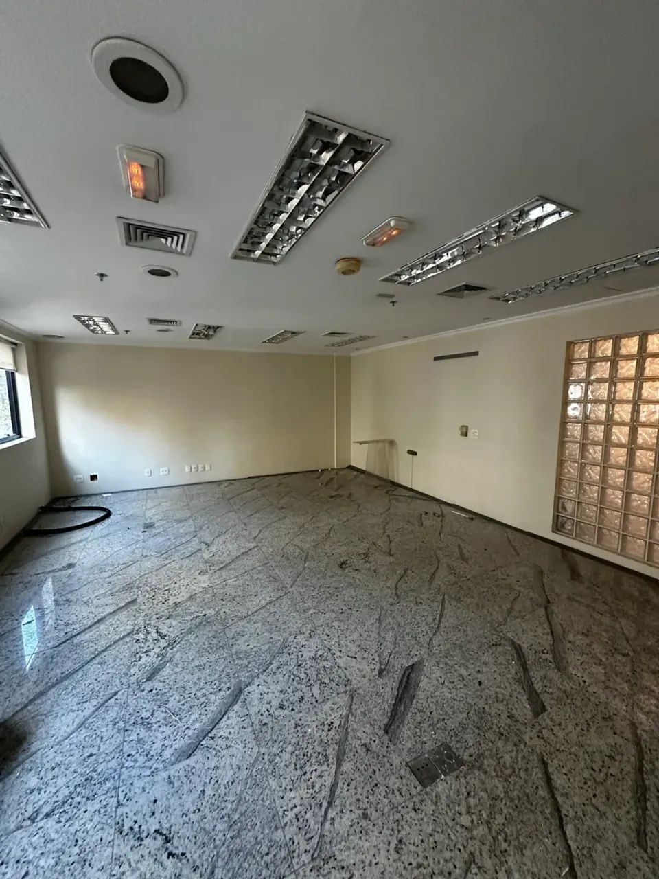 Conjunto comercial