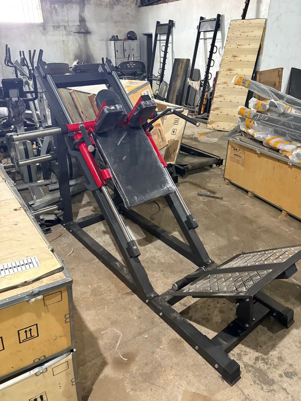 Equipamentos de musculação importados  - Foto 4