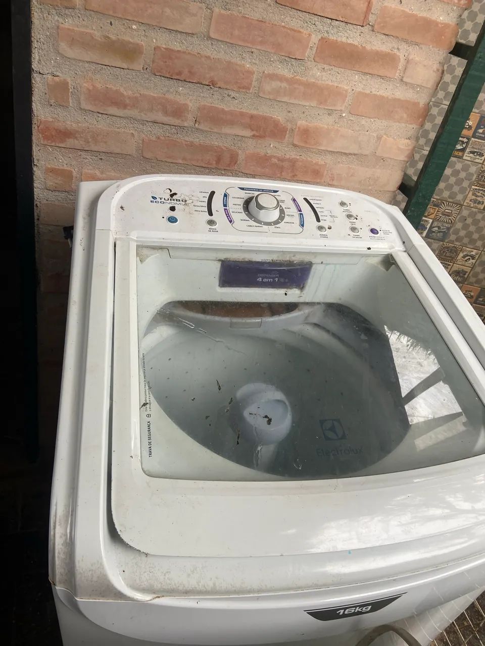 Máquina de lavar e secadora 