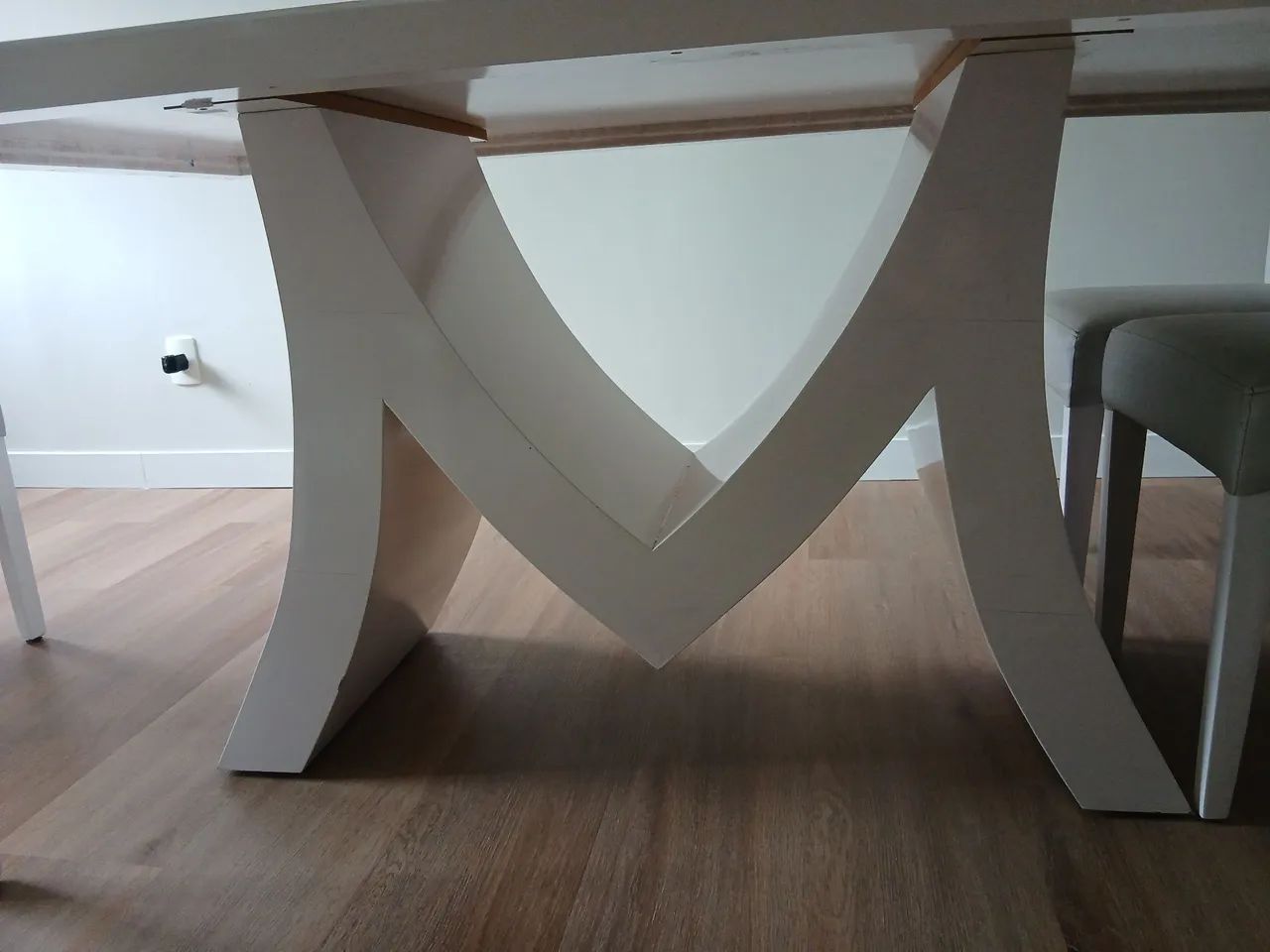 MESA DE JANTAR COM 6 CADEIRAS  - Foto 4
