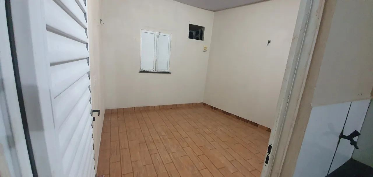 Aluga-se apt. Tipo kitnet  - Foto 2