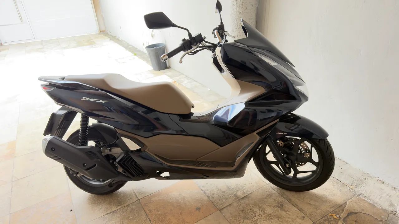 Honda Pcx Dlx 2025 *EXTRA*